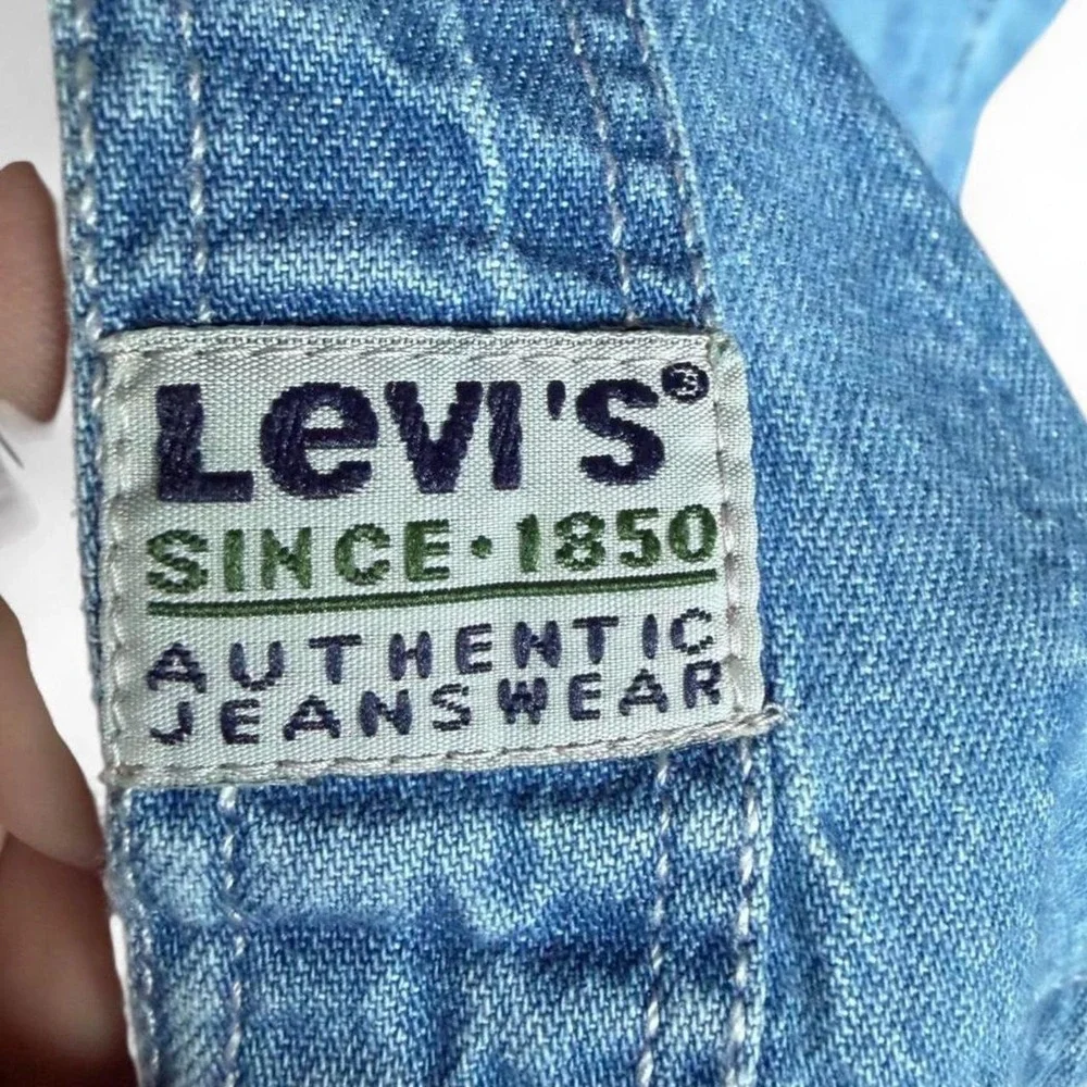 Levis Mens Oversized Denim Button Up Shirt Light Wash Blue Large Short Sleeve